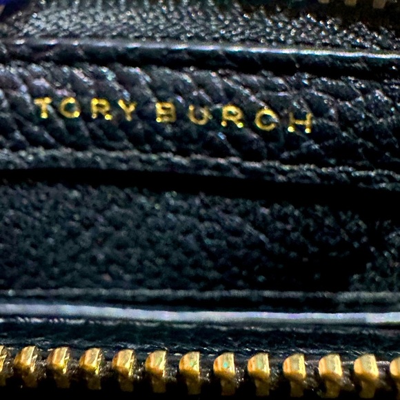 👜💎 TORY BURCH Kira Crossbody Bag | Black Pebbled Leather Gold Chain LIKE NEW - Picture 5 of 9